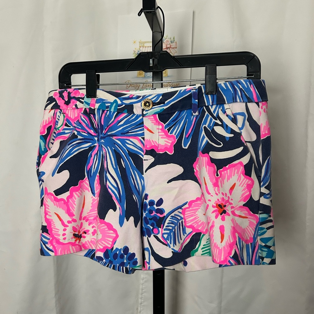 Lilly Pulitzer Floral Print Women's Shorts in Navy & Pink